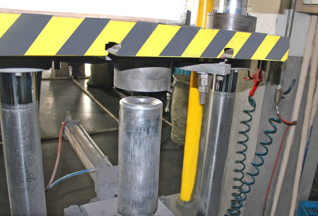 250ml Aluminum Cream Whipper with Three Nozzles Whipped Cream Dispenser