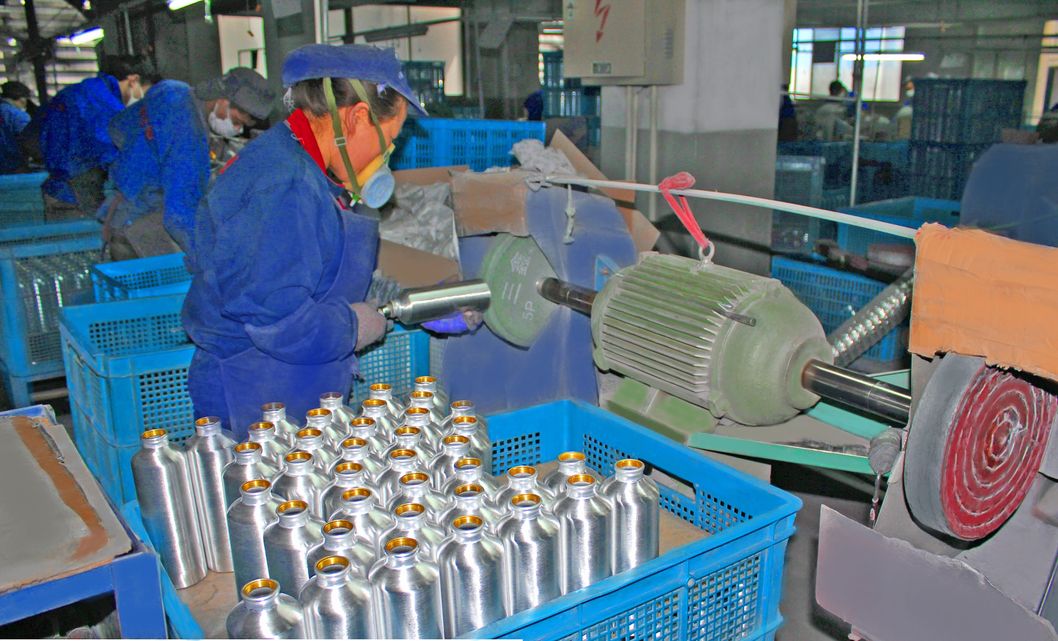 250ml Aluminum Cream Whipper with Three Nozzles Whipped Cream Dispenser