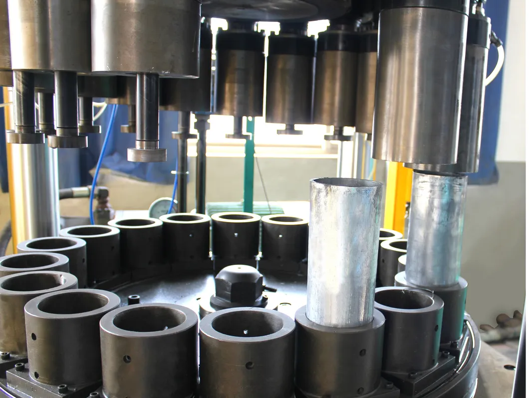 Amazon Hot Sale 250ml Aluminum Cream Whipper with Three Nozzles Whipped Cream Dispenser