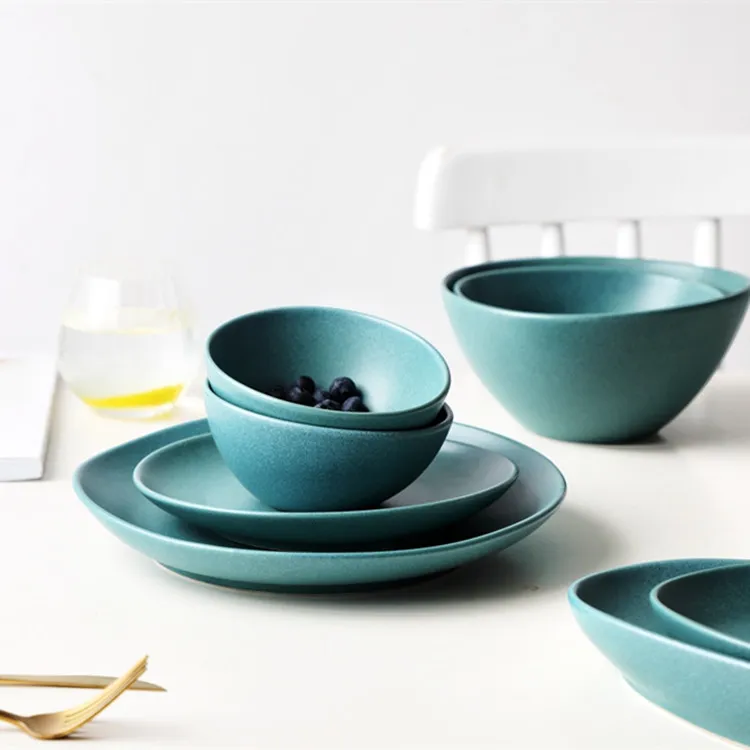 Customized Matte Green Dinner Ceramic Plate and Bowl Dinnerware Set