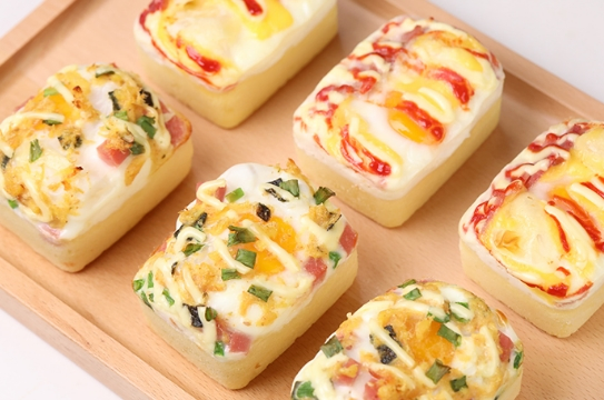 High-Quality Manufacturer Supply Cheesecake Pound Cake Bread Can Be Steamed or Baked Non-Stick Household Baking Tools Silicone Mold 6 with Rectangular Cake Mold